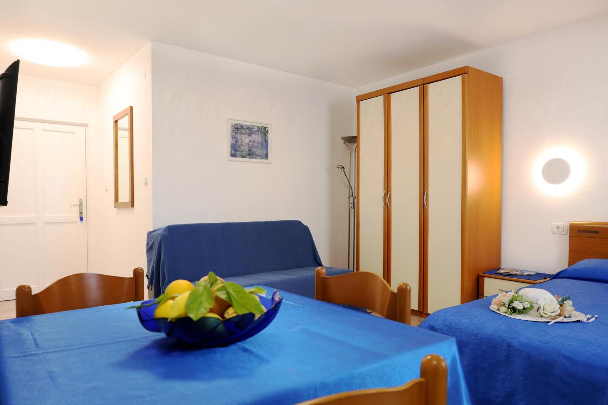Appartement House Maric *